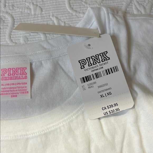 Victoria's Secret PINK Graphic Tee - Picture 8 of 8